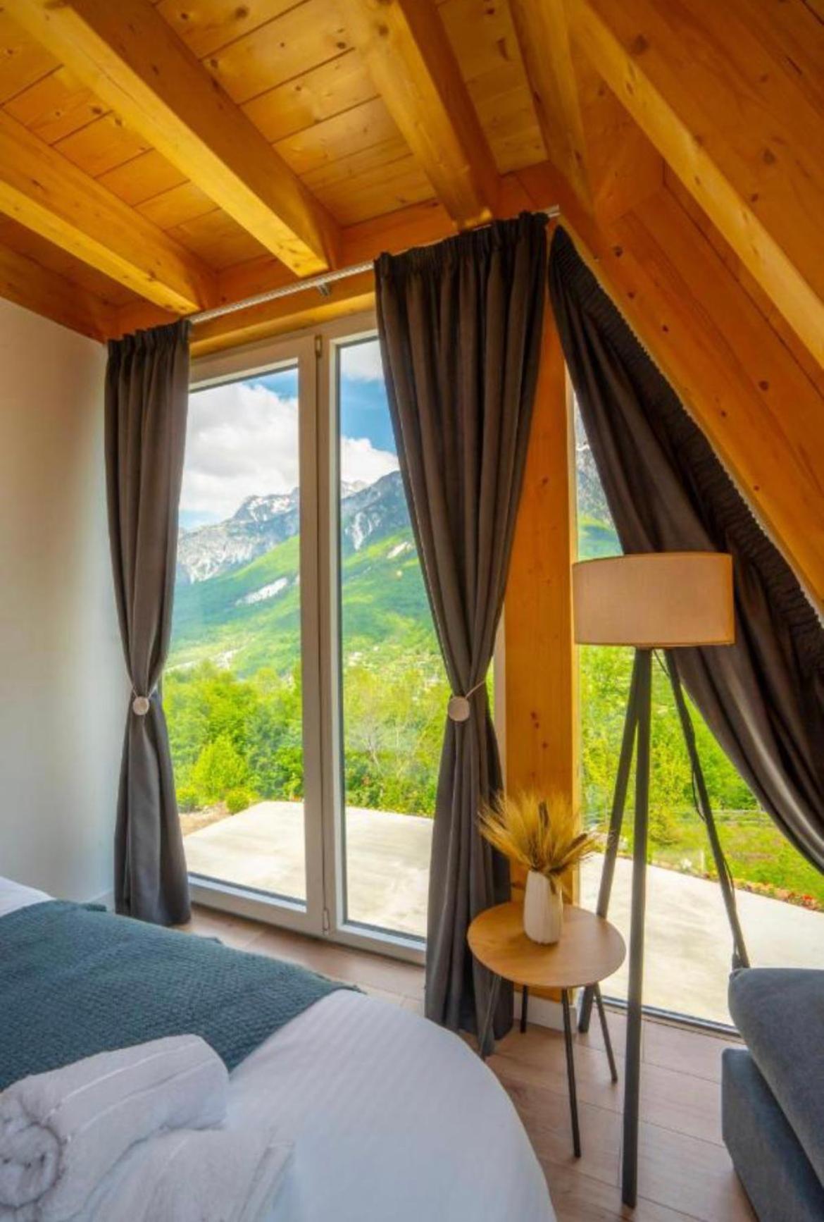 Vidis Chalet Boutique Hotel เธทธ์ ภายนอก รูปภาพ